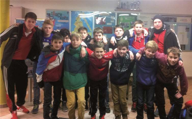 Das Kreisstadtschwimmbad TWIN ermöglichte dem Team ein abwechslungsreiches und intensives Wasser-Workout. privat