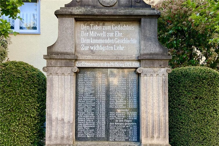 Das Kriegerdenkmal in Heimbach-Weis