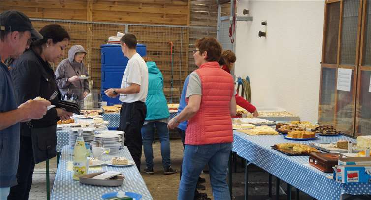 Das Kuchenbuffet war wieder bestens bestückt.