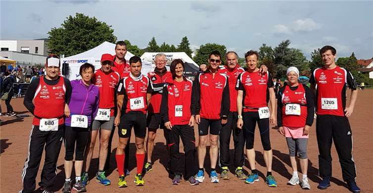 Das LG-Team beim Vulkan-Marathon in Mendig. privat