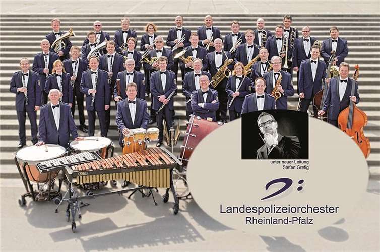 Das Landespolizeiorchester Rheinland-Pfalz spielt am 3.Dezember zugunsten von Kinderheimen.privat