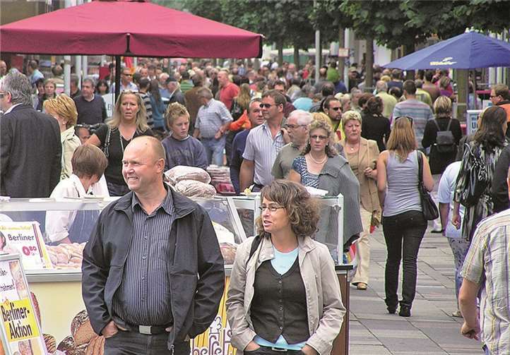 Das Leben in der Innenstadt und das Geschäft der Händler sieht das Neuwieder Aktionsforum durch unfaire Sonderregelungen bedroht.FF