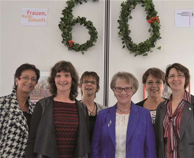 Das Leitungsteam der kfd Odendorf/Essig/Ludendorf im Festraum.RFW