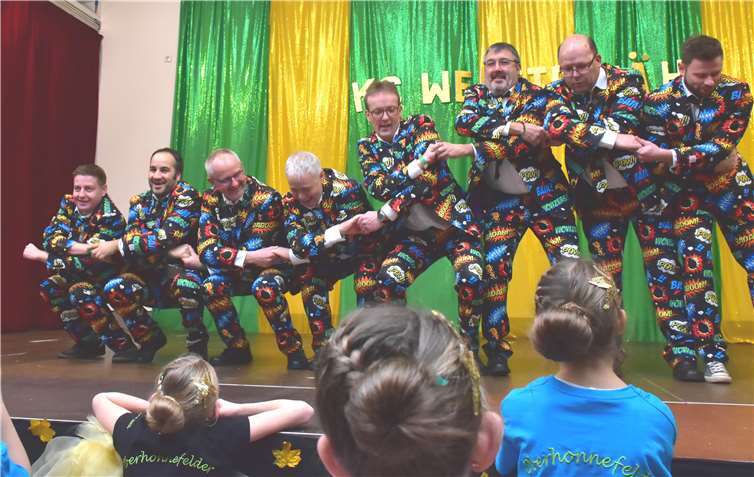 Das Männerballett aus dem angrenzenden Willrothpräsentierte einen ganz besonderen Tanz.