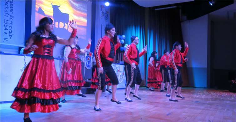 Das Männerballett der WKG faszinierte mit spanischer Eleganz.