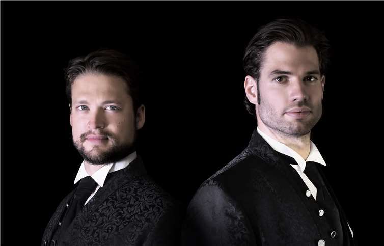 Das Magierduo Golden Ace gastiert im Kapuzinerkloster in Cochem.Foto:Kulturzentrum Kapuzinerkloster Cochem