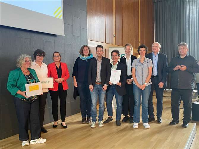 Das Martinus-Gymnasium Linz wurde in den Räumen der Akademie der Wissenschaften und Literatur in Mainz ausgezeichnet.  Foto: Susanne Lettner