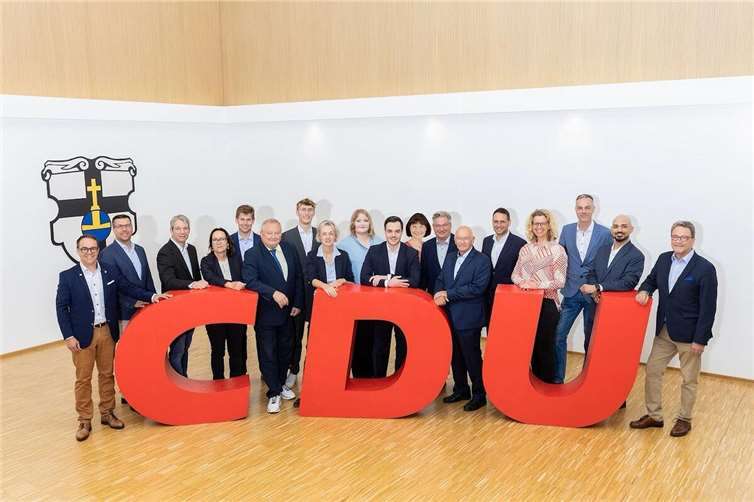 Große Freude übers Wahlergebnis Das Meckenheimer CDU-Team war bei der Kommunalwahl erfolgreich. Foto: Erik Spilles