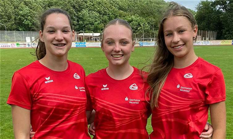 Das Mehrkampf-Trio Amelie Schmitt, Leonie Böckmann und Celina Medinger. Quelle: VfL Waldbreitbach