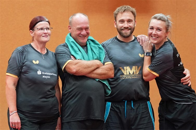 Das Mendiger Mixed-Team v. l.: Miriam und Swen Schlacher, Niklas Kohlhaas, Susann Gumenscheimer