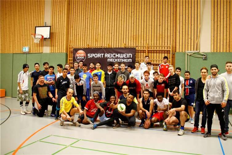 Das Motto des Abend beim Mitternachtsturnier in Meckenheim: Gemeinsam Fußball spielen und Spaß haben. Stadt Meckenheim