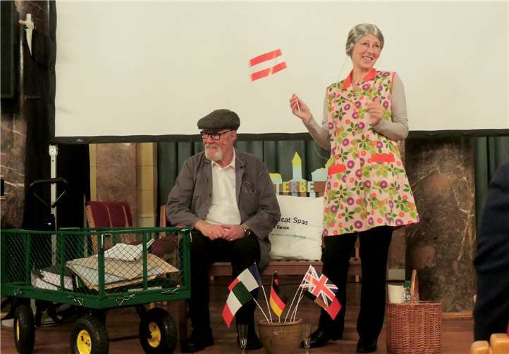 Das Museumsteam erwies sich in den Rollen der Mitbewerber als sprachbegabte Projektbefürworter.