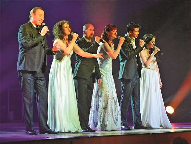 Das Musical-Ensemble wird viele bekannte Hits präsentieren. privat