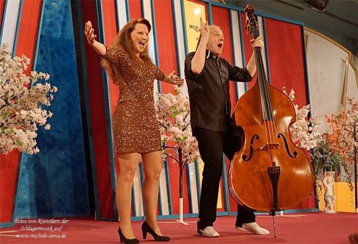 Das Musiker-Duo „Strings 2 Voices“. privat