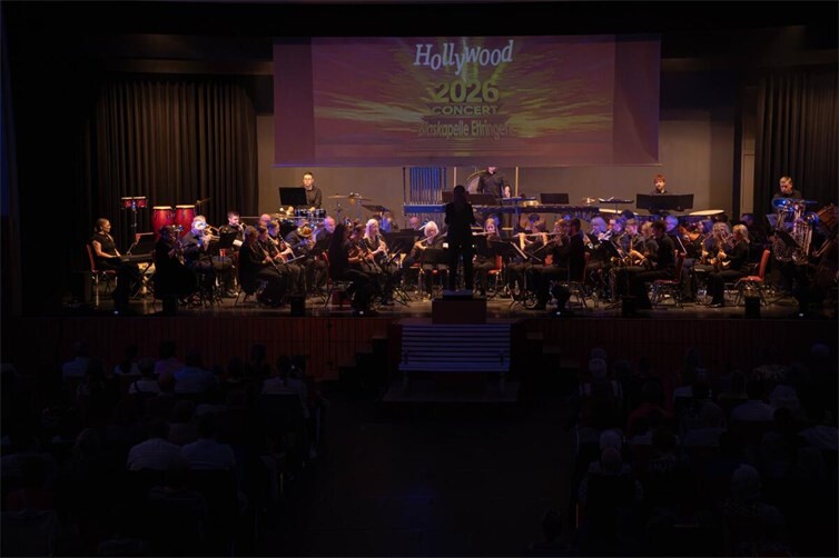 Das Orchester der Blaskapelle Ettringen...