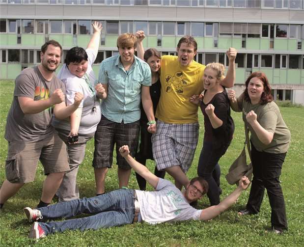 Das Orga-Team der „Sommer-Uni“ war nach erreichtem Weltrekord vor Freude völlig aus dem Häuschen. Sie hatten allen Grund dazu.