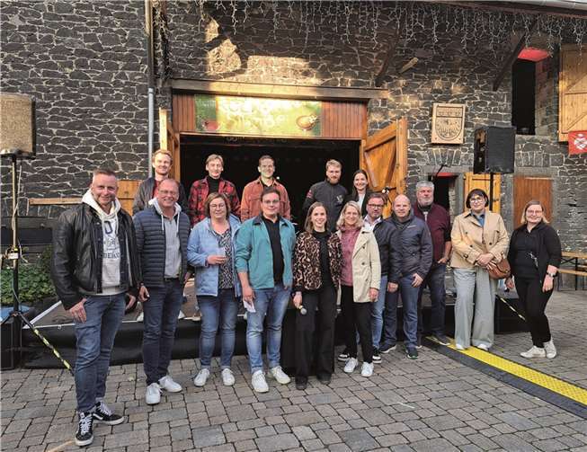 Das Orga-Team von Rock am Sumpf freute sich, dass so viele Ehrengäste nach Thür gekommen waren.