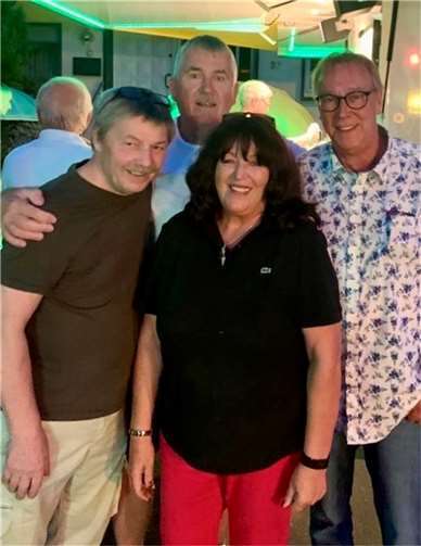 Das Orgateam freut sich darauf am 24. August die traditionelle Kirmes im Riedener Sonnenhang zu feiern.  Foto: privat