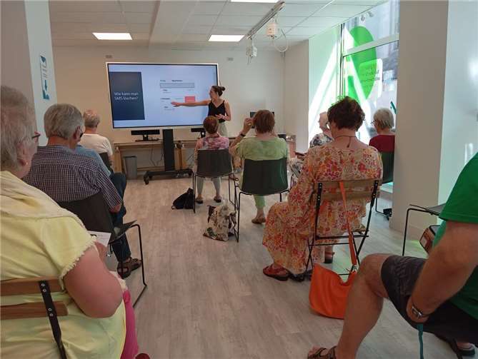 Das PIKSL Labor Andernach startet mit einer sechsteiligen Reihe von Smartphone-Workshops in das Jahr 2025. Foto: privat