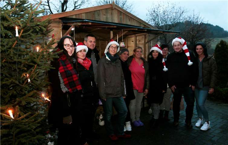 Das Personal der Villa hatte wieder einen kleinen aber feinen Weihnachtsmarkt organisiert.  -SES-