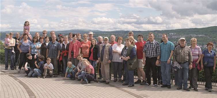 Das Plateau am Rittersturz bot eine tolle Kulisse für den Trommler- und Pfeifercorp Karthause.