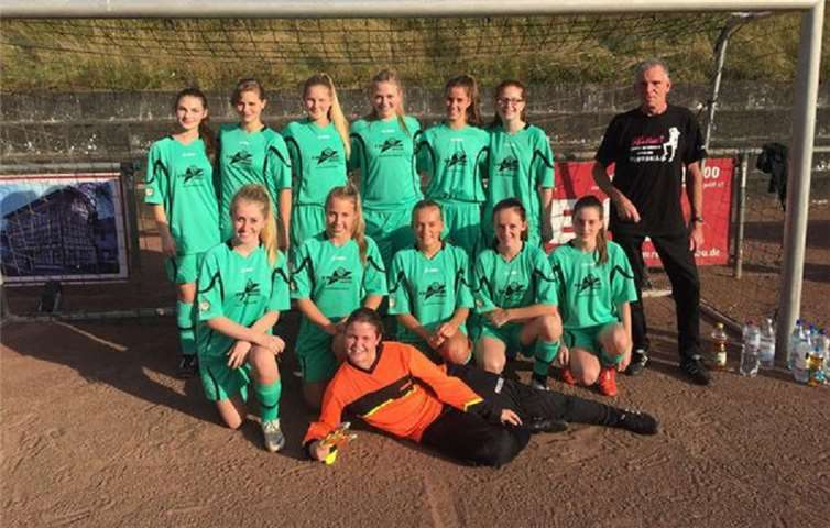 Das Pokalteam vom Pokalspiel MSG Adenau - TSV Emmeslhausen 2016. Viele Mädchen sind am Dienstag, 10. April noch dabei.privat