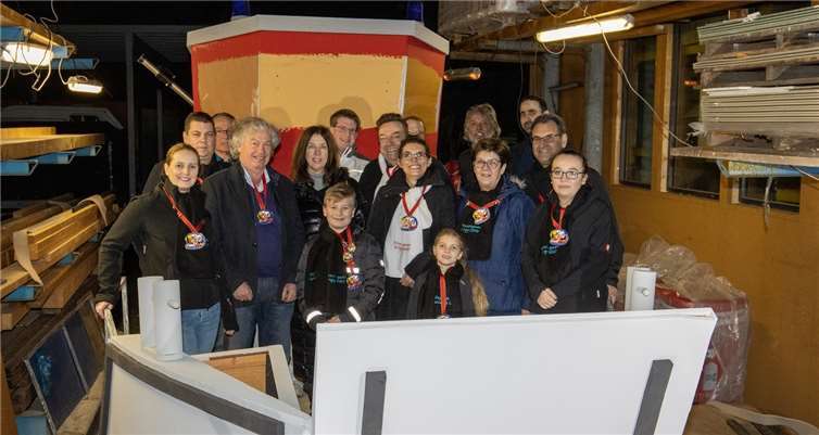 Das Prinzenpaar ist sehr dankbar für alle Beteiligten, die geholfen haben das HLB nachzubauen. Foto: privat