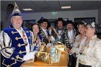 Das Prinzenpaar - samt Hofstaat aus dem Neuwieder Stadtteil Gladbach - war zu Ga...