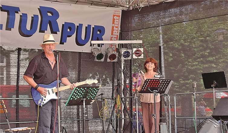 Das Programm auf der Bühne sorgte für stimmungsvolle Unterhaltung.