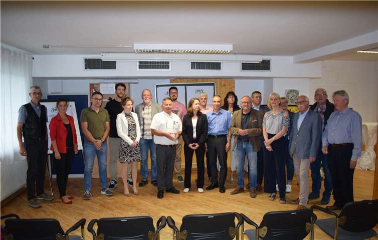 Das Projekt „EddA“ läuft im zweiten Jahr im Jugend-Hilfe Verein und nun interessierten sich u.a. Arbeitgeber über die Einzelheiten des Projekt. Foto: privat