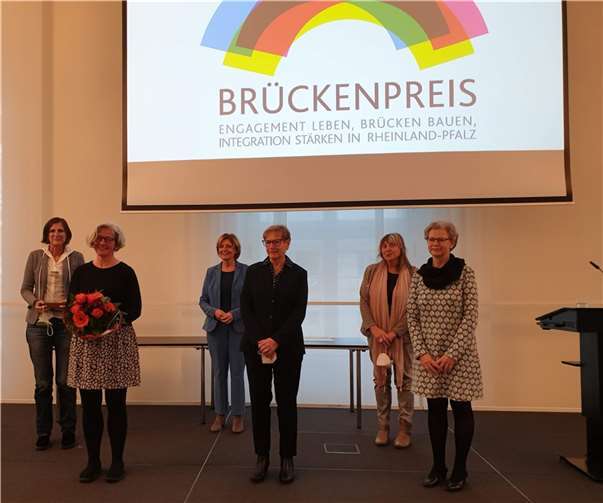 Das Projekt „Lebenslust trotz(t) Krebs“ der Frauenselbsthilfe Krebs, Landesverband Rheinland-Pfalz/Saarland e.V. wurde mit dem „Sonderpreis der Ministerpräsidentin“ ausgezeichnet.Foto: privat
