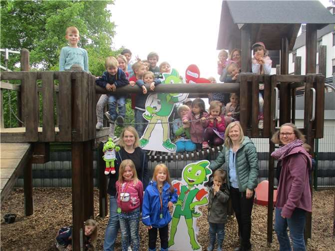 Das Projekt fand seinen Höhepunkt im großen Jolinchen-Fest, zu dem alle Kindergartenkinder und ihre Familien eingeladen waren. Foto: privat