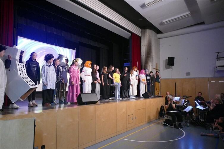 Das Publikum belohnte das gesamte Team mit Standing Ovations.
