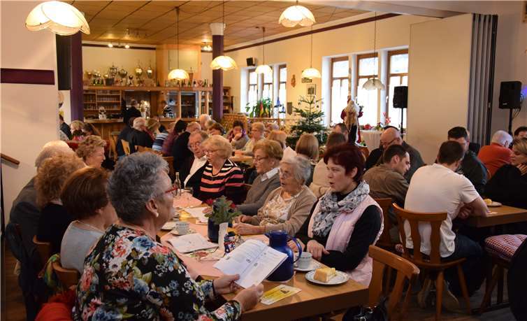 Das Publikum sang mit viel Freude mit.