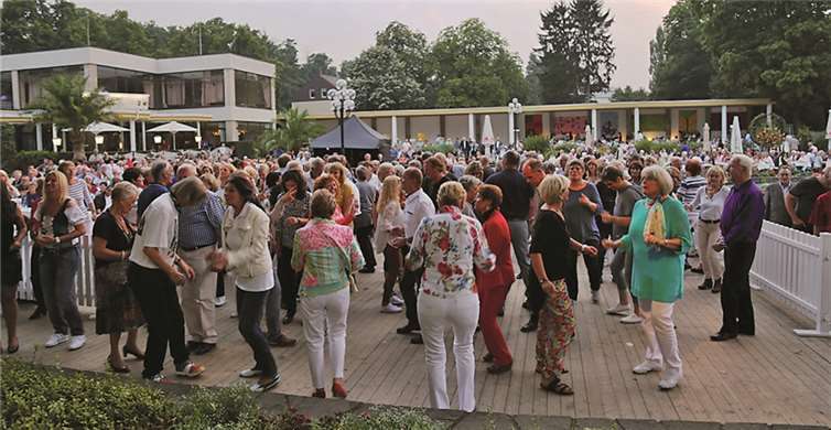 Das Publikum tanzte bis spät in die Nacht.