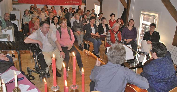 Das Publikum verfolgte die TextProbe im Rahmen der Lyriktage aufmerksam. privat