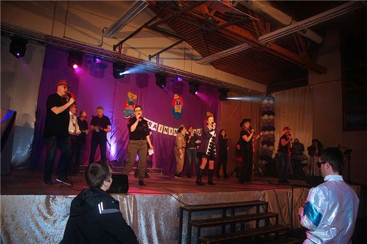 Das Publikum wurde bestens unterhalten.