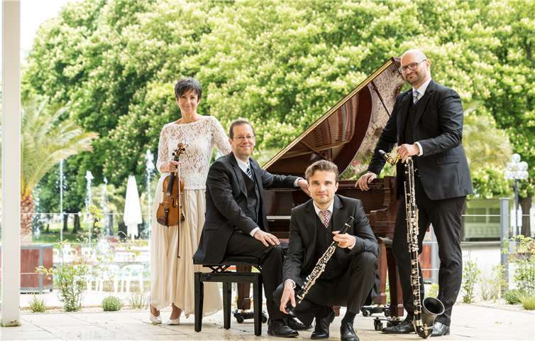 Das QuAHRtett spielt Samstags eine breite Musikauswahl. Foto: Andras Ennenbach