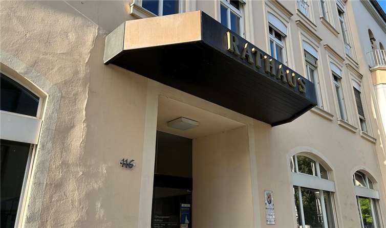 Das Rathaus in Bad Neuenahr.  Foto: ROB