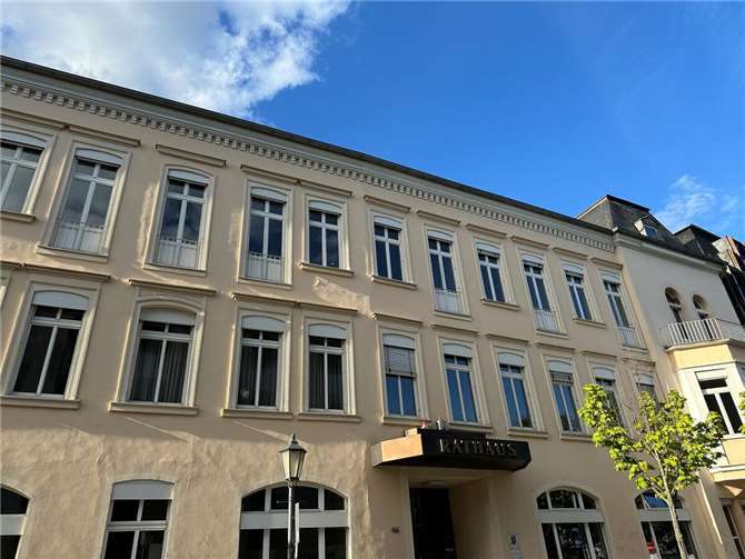 Meilenstein: Förderung für 500. Wiederaufbau-Maßnahme beantragt Das Rathaus in Bad Neuenahr. Foto:ROB