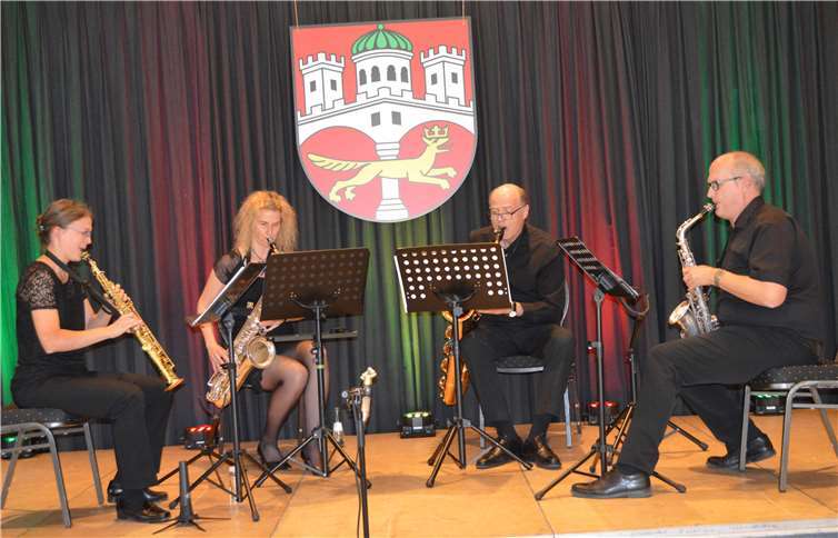 Das Saxophonquartett „Art4SAX“ begeisterte mit ihren Darbietungen das Publikum. Foto: -AB-