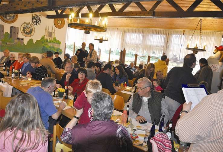 Das Schützenhaus war fast bis auf den letzten Platz besetzt.
