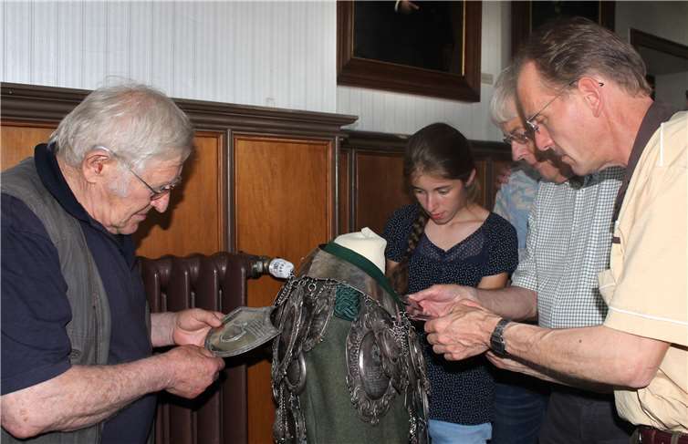 Das Schützensilber zog an.