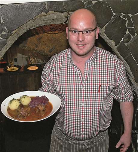 Das „Senheimer Halsfleisch“ mit Knödel und Rotkraut war einmal mehr das kulinarische Highlight beim Fest.