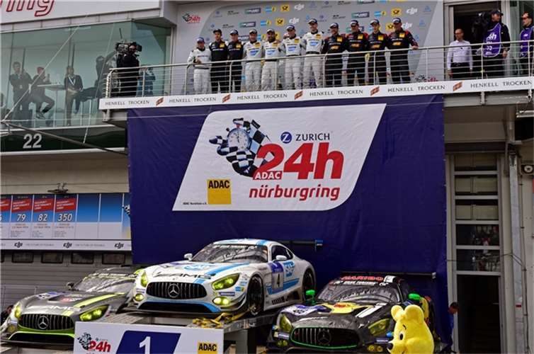 Das Siegerpodium der 24h-Rennens 2016.