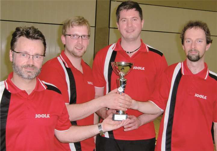 Das Siegerteam des VfR Eintracht Koblenz mit Roberto van der Gang, Patric Lang, Frank Jellinek und Fabian Fritzer (v.l.n.r.). privat