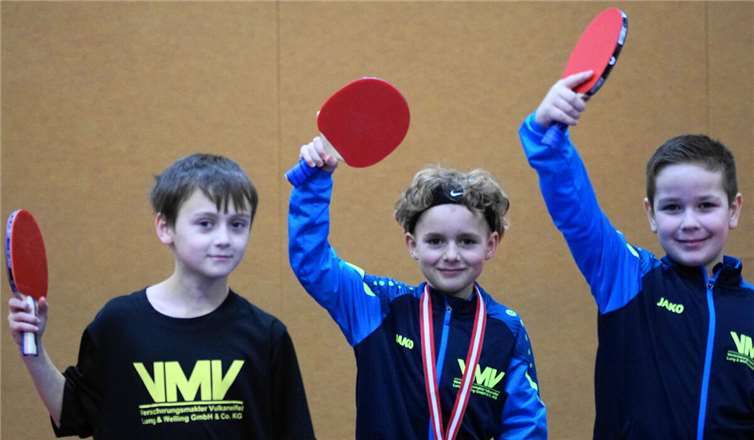 Das Siegerteam (v.l.): Klim Sirichenko, Til Gumenscheimer, Vuk Gagic. Foto: M. Schreiber