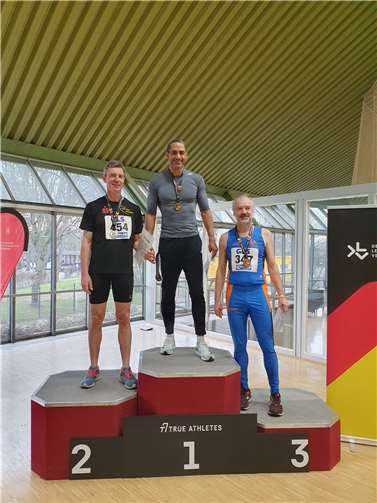 Das Siegertreppchen nach dem Wettkampf.  Foto: Markus Paquee