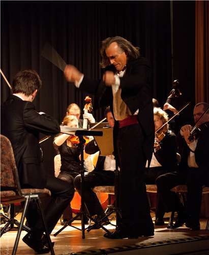 Das Sinfonieorchester – Smetana Philharmoniker Prag. Carsten Böhm