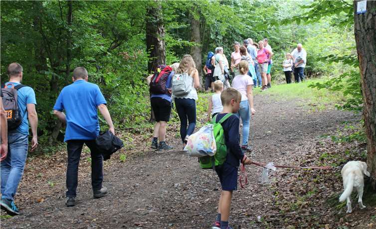 Das Sommerfest der KG Rievkooche Bad Bodendorf hat immer auch eine „sportliche Komponente“.Fotos: Norbert Röhn/ privat